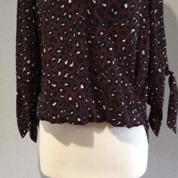 West Kei Multicolor Cheetah Print Faux Wrap High Low Tie Sleeve Blouse  S - Picture 3 of 16